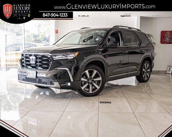 used 2025 Honda Pilot car, priced at $50,999