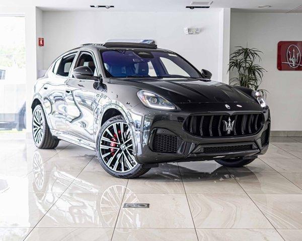 new 2025 Maserati Grecale car, priced at $85,565
