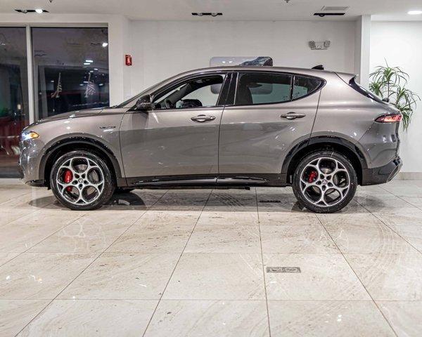 new 2025 Alfa Romeo Tonale car, priced at $39,875