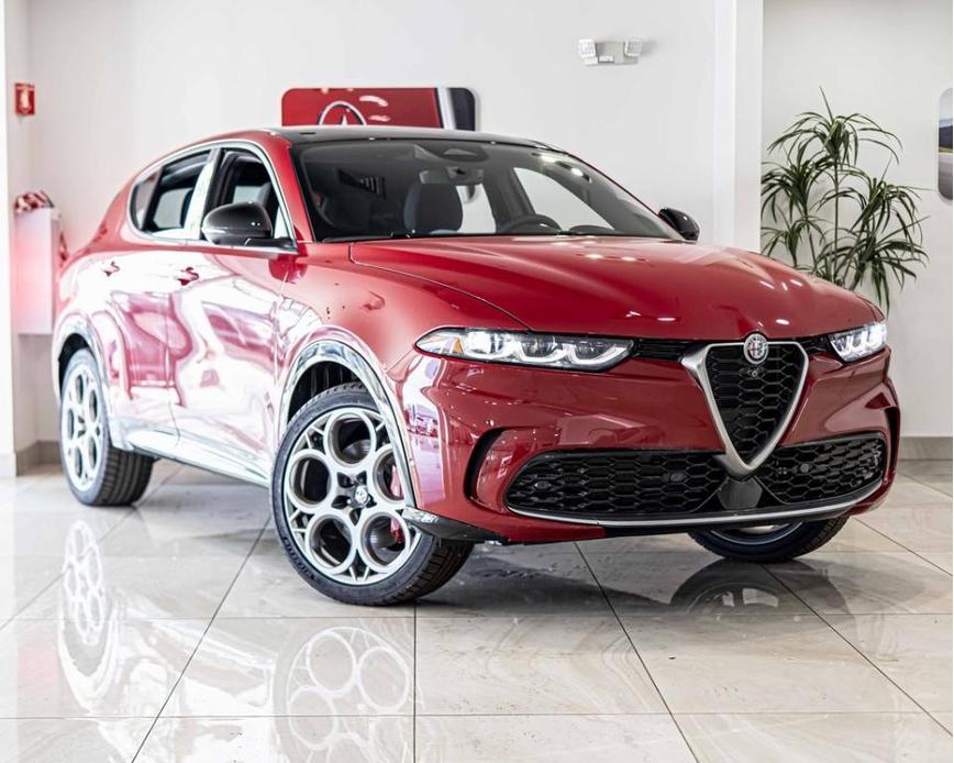 new 2024 Alfa Romeo Tonale car, priced at $46,640