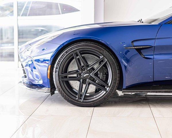 new 2025 Aston Martin Vantage car