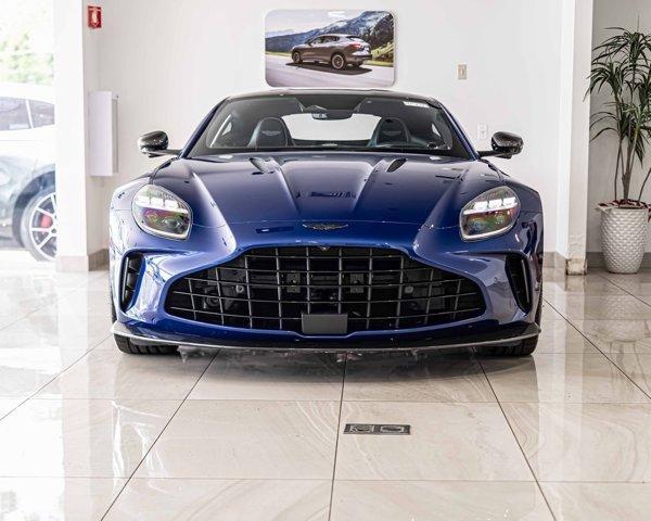 new 2025 Aston Martin Vantage car