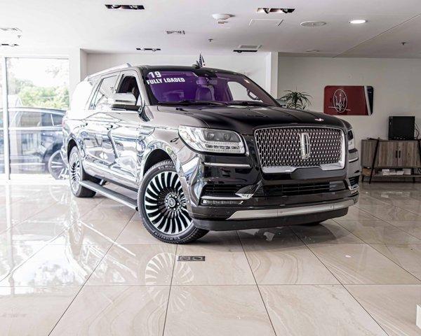 used 2019 Lincoln Navigator L car, priced at $34,888