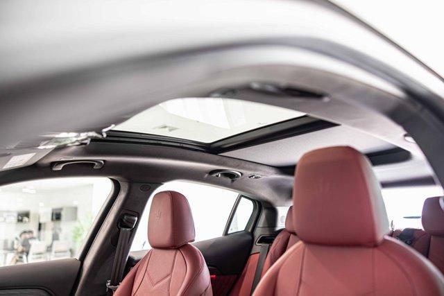 new 2025 Maserati Grecale car, priced at $95,265
