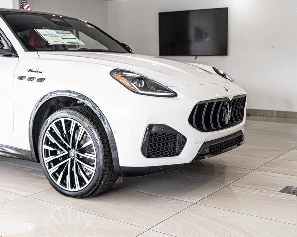 new 2025 Maserati Grecale car, priced at $95,265