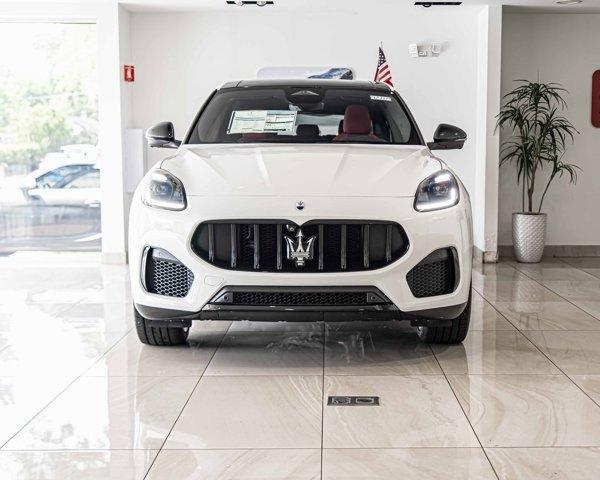 new 2025 Maserati Grecale car, priced at $95,265