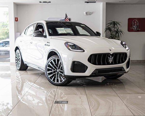 new 2025 Maserati Grecale car, priced at $95,265