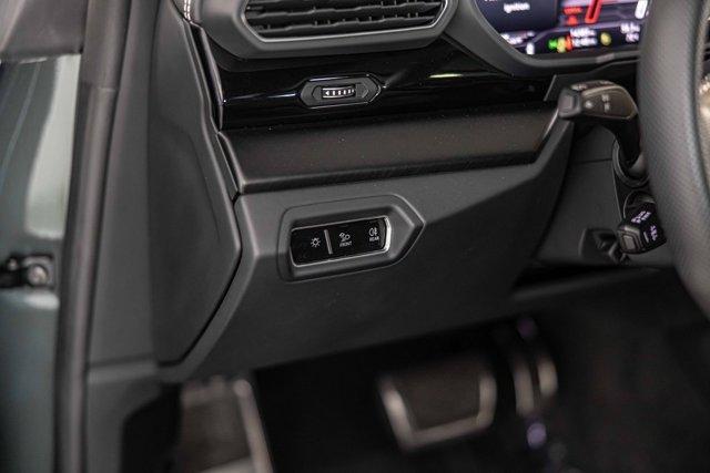 used 2021 Lamborghini Urus car, priced at $206,888