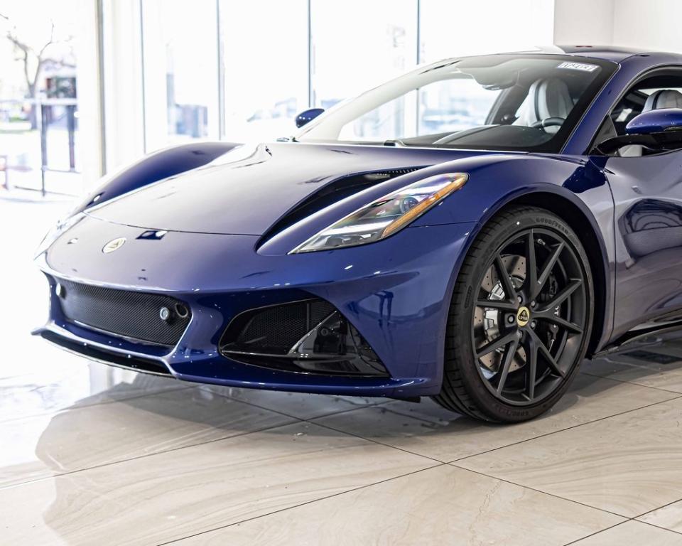 new 2025 Lotus Emira car
