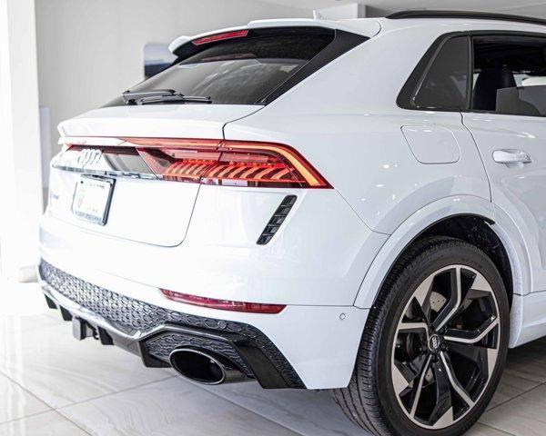 used 2021 Audi RS Q8 car, priced at $83,112