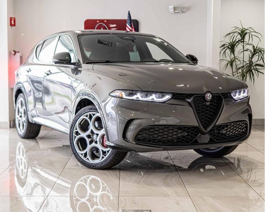 new 2024 Alfa Romeo Tonale car, priced at $49,450