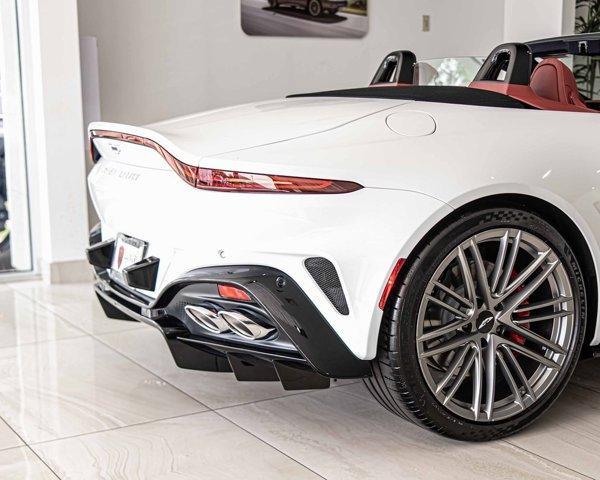 new 2026 Aston Martin Vantage car