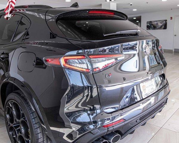 new 2024 Alfa Romeo Stelvio car