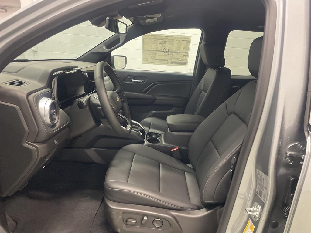 new 2025 Chevrolet Colorado car, priced at $43,599