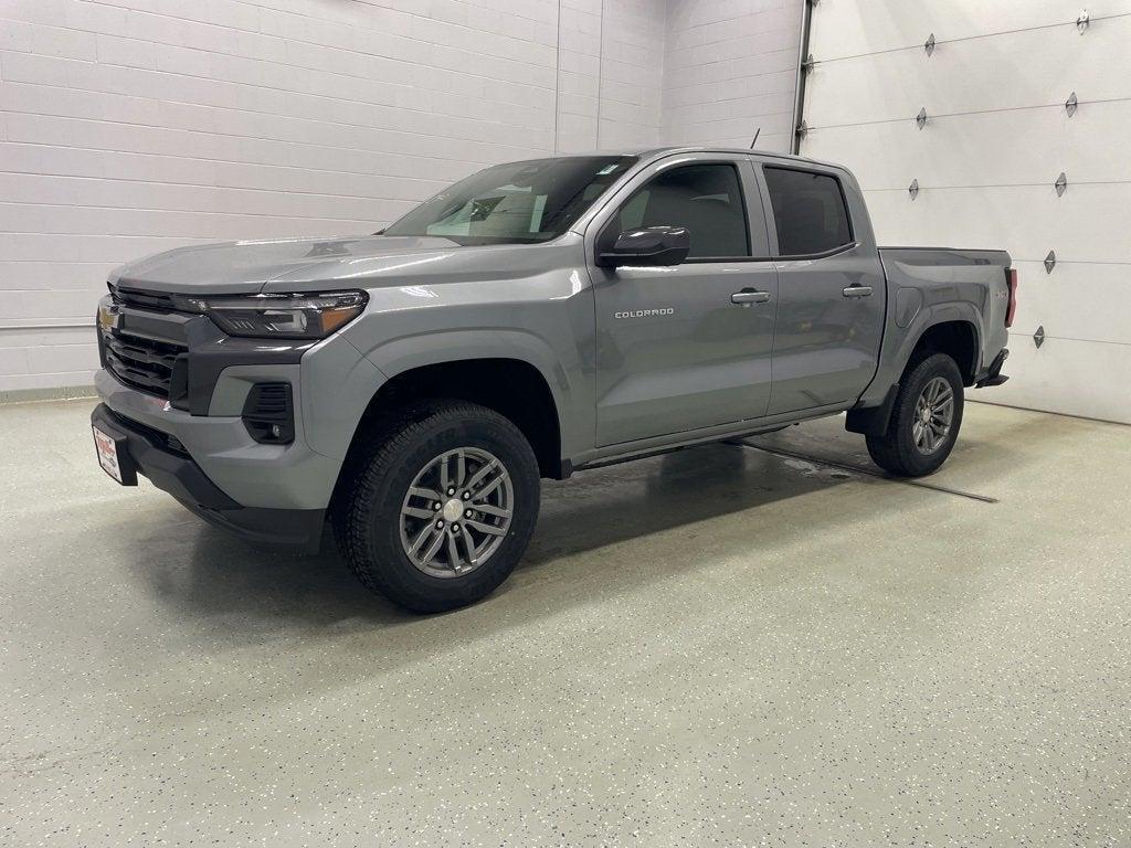 new 2025 Chevrolet Colorado car, priced at $43,999