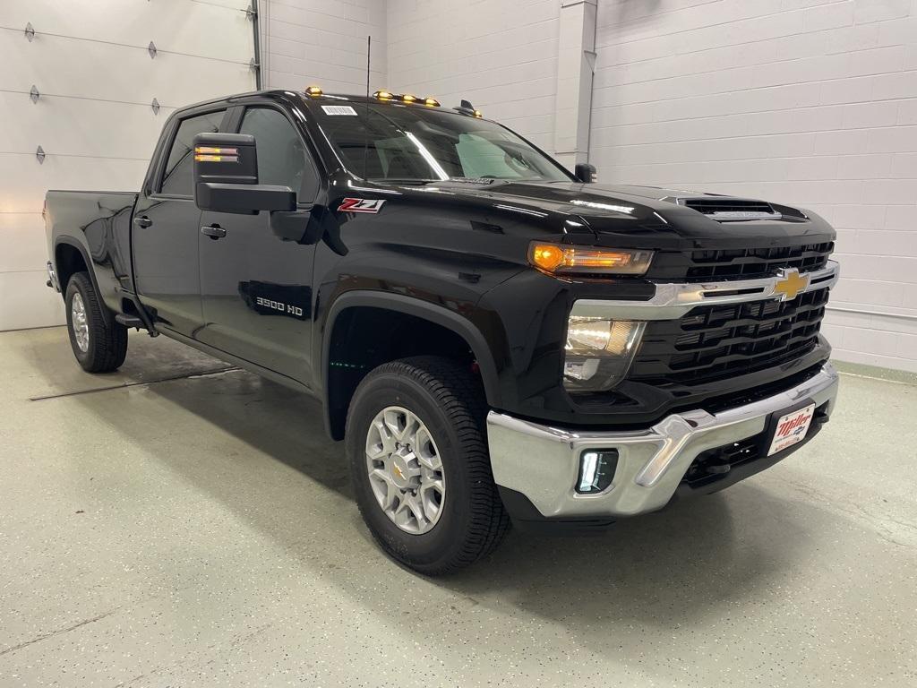 new 2025 Chevrolet Silverado 3500 car, priced at $68,999