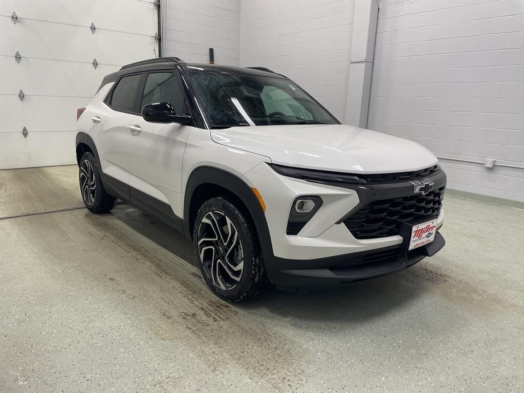 new 2025 Chevrolet TrailBlazer car, priced at $30,825