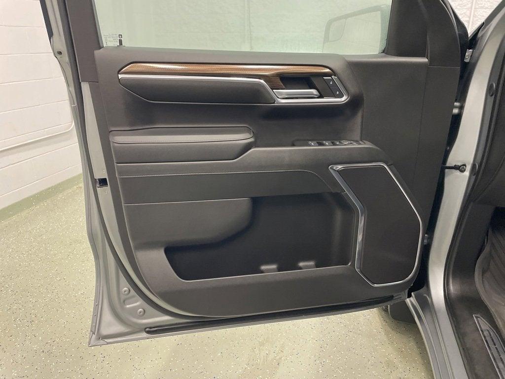 used 2024 Chevrolet Silverado 1500 car, priced at $42,999