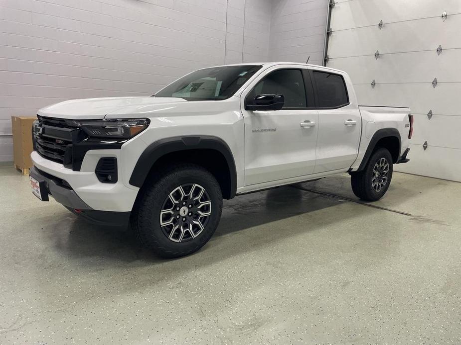 new 2024 Chevrolet Colorado car, priced at $45,010