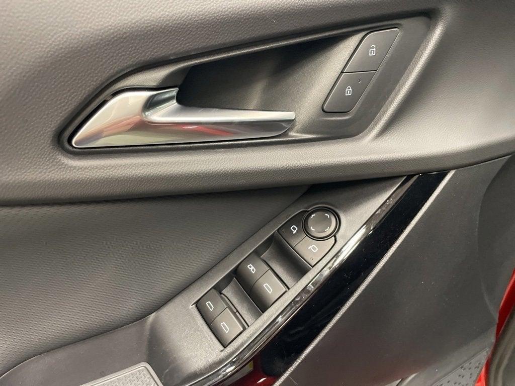 new 2026 Chevrolet Equinox car, priced at $30,535