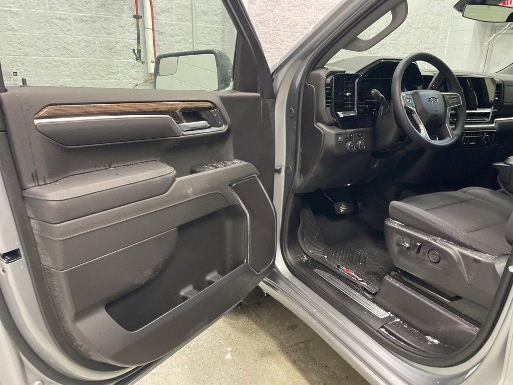 new 2025 Chevrolet Silverado 1500 car, priced at $47,245