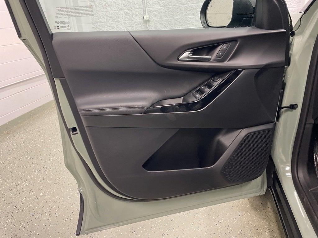 new 2025 Chevrolet Equinox car, priced at $29,999