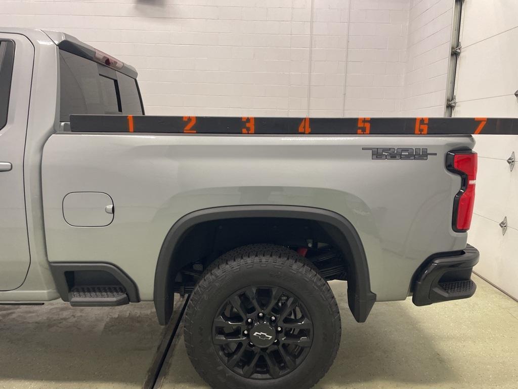 new 2025 Chevrolet Silverado 3500 car, priced at $78,999