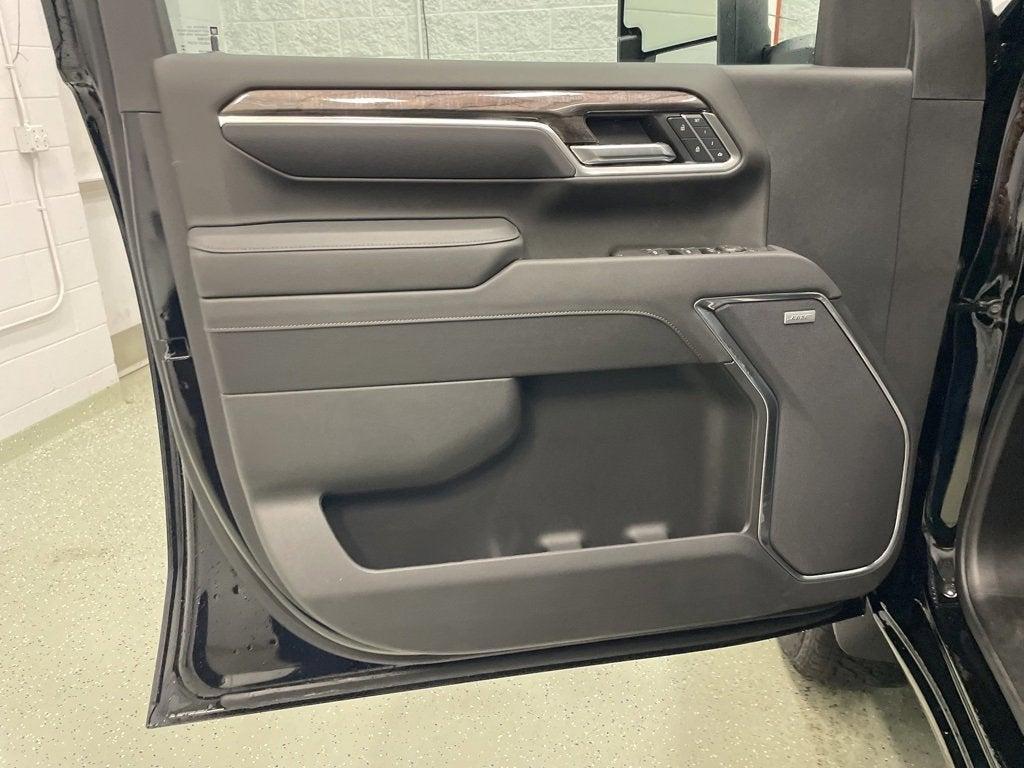 new 2025 Chevrolet Silverado 3500 car, priced at $77,905