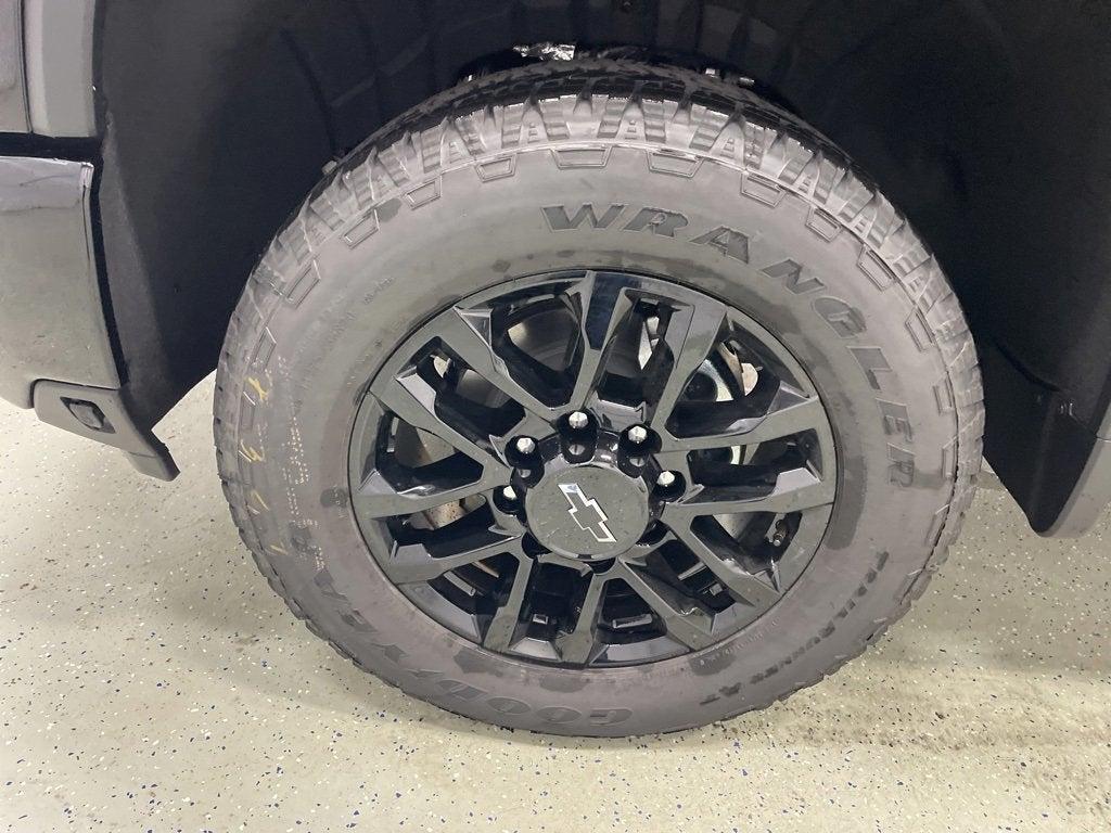 new 2025 Chevrolet Silverado 3500 car, priced at $77,905