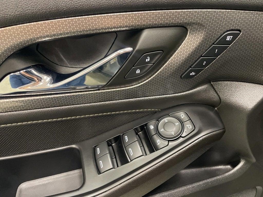 used 2023 Chevrolet Traverse car, priced at $41,999