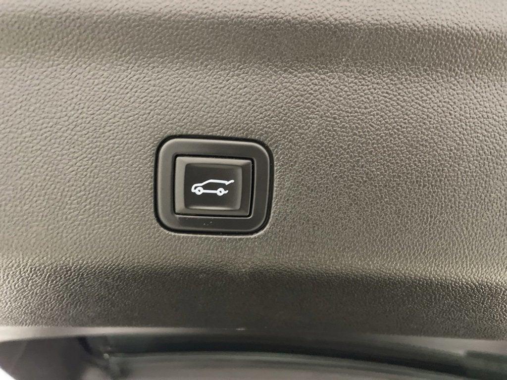 used 2024 Chevrolet Suburban car, priced at $71,999