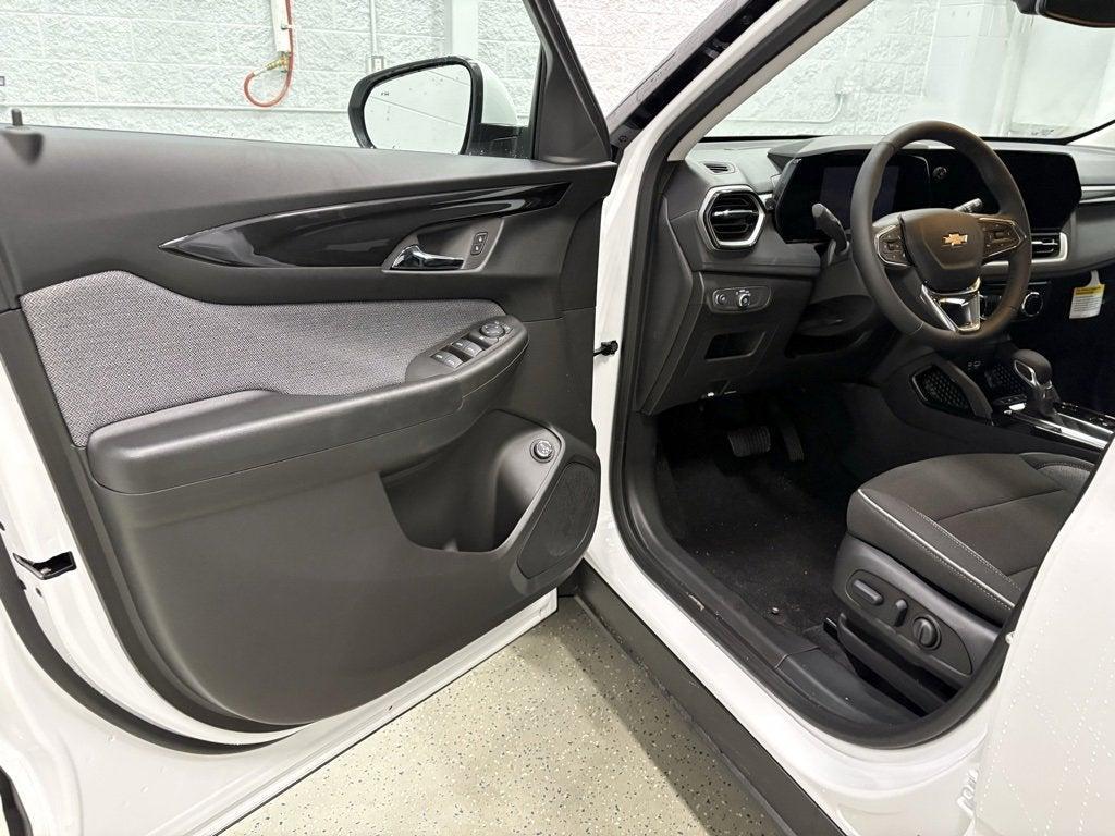 new 2026 Chevrolet TrailBlazer car, priced at $29,730