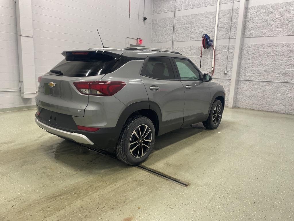 new 2025 Chevrolet TrailBlazer car, priced at $27,680