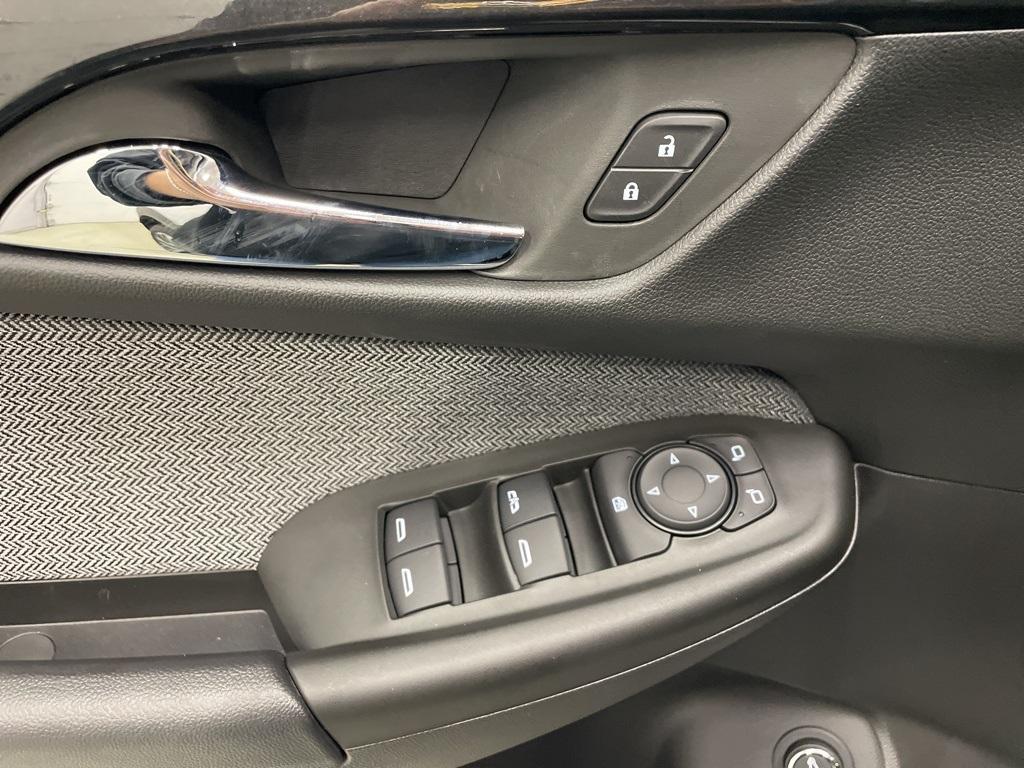 new 2025 Chevrolet TrailBlazer car, priced at $28,575