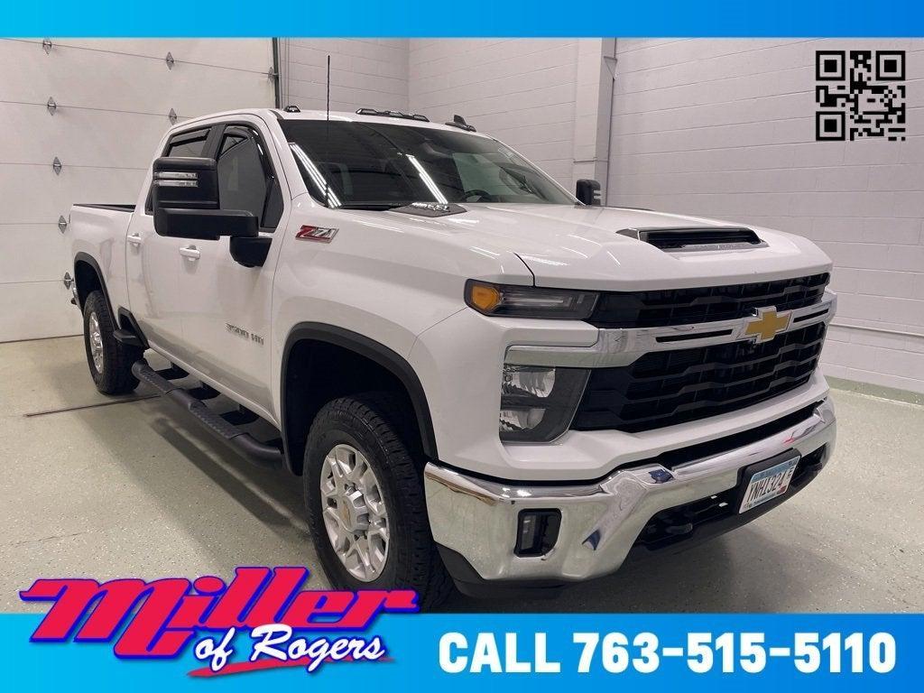 used 2024 Chevrolet Silverado 3500 car, priced at $56,999