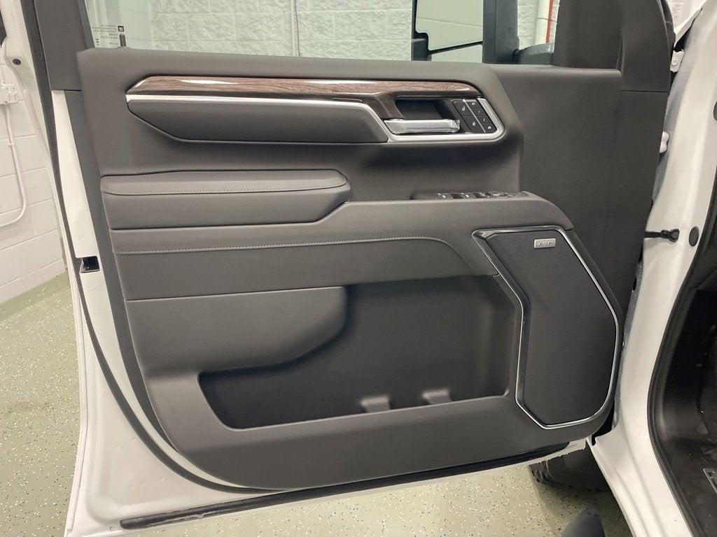 new 2025 Chevrolet Silverado 3500 car, priced at $79,160