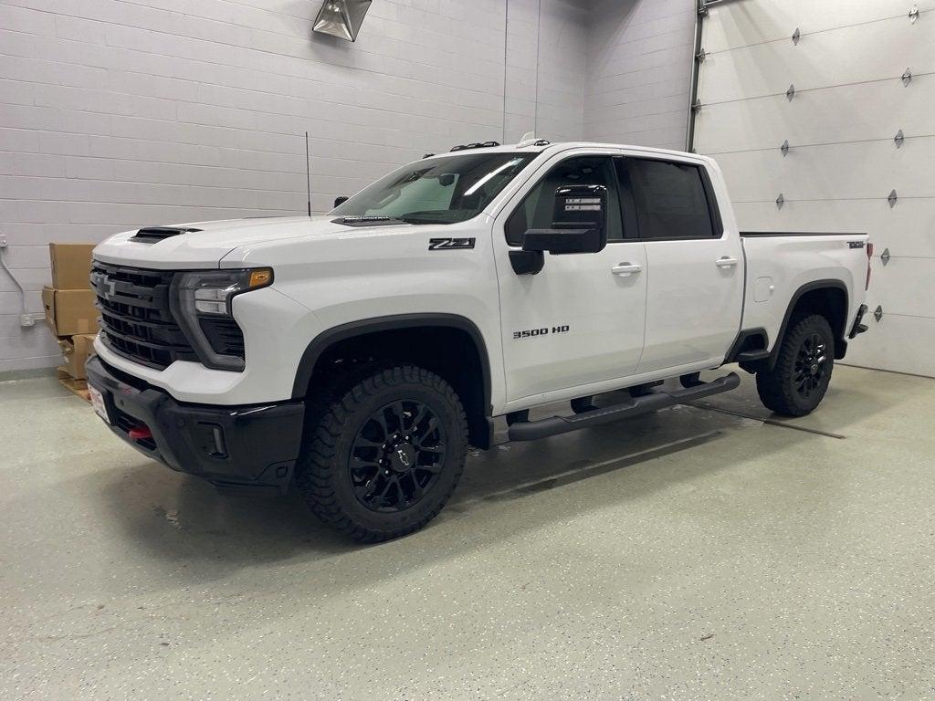 new 2025 Chevrolet Silverado 3500 car, priced at $79,160