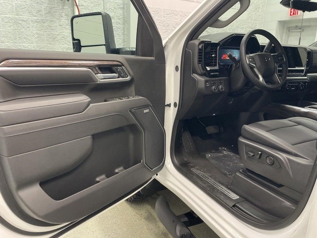 new 2025 Chevrolet Silverado 3500 car, priced at $79,160