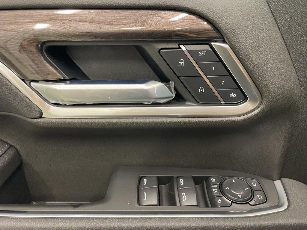 new 2025 Chevrolet Silverado 3500 car, priced at $79,160