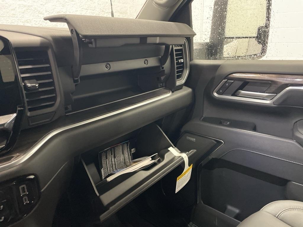 new 2025 Chevrolet Silverado 2500 car, priced at $76,635