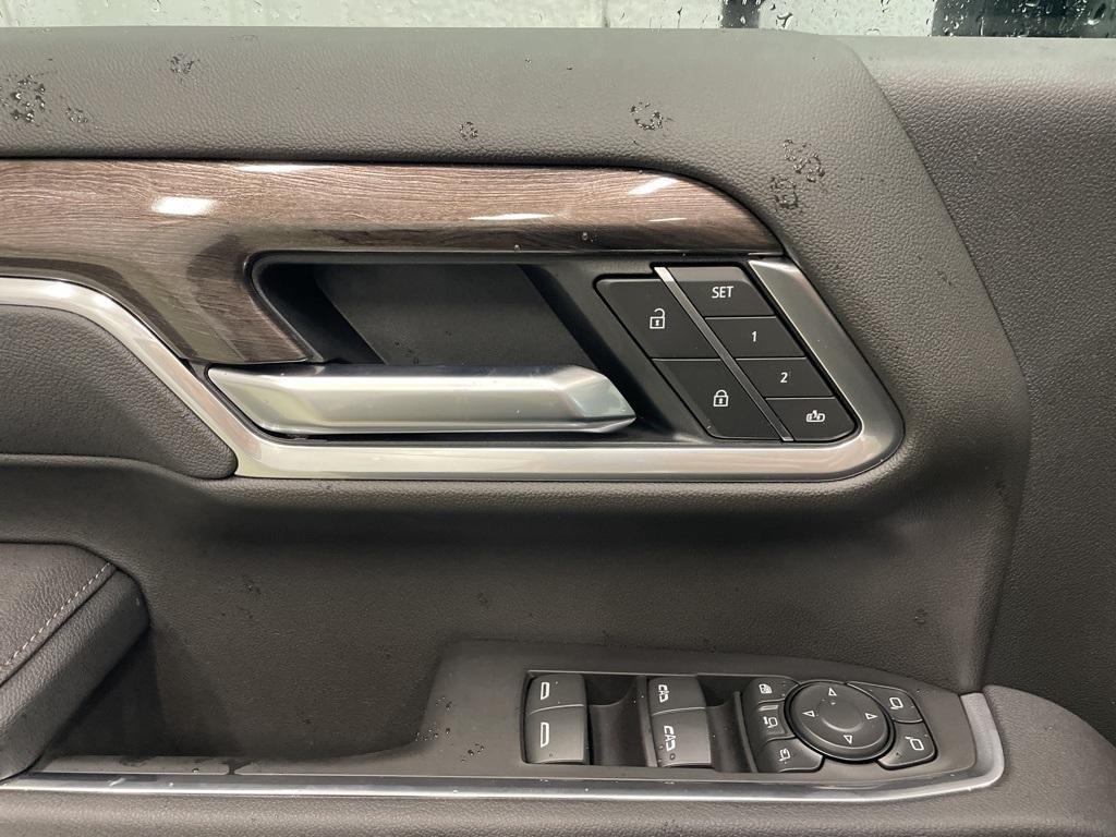 new 2025 Chevrolet Silverado 2500 car, priced at $76,635