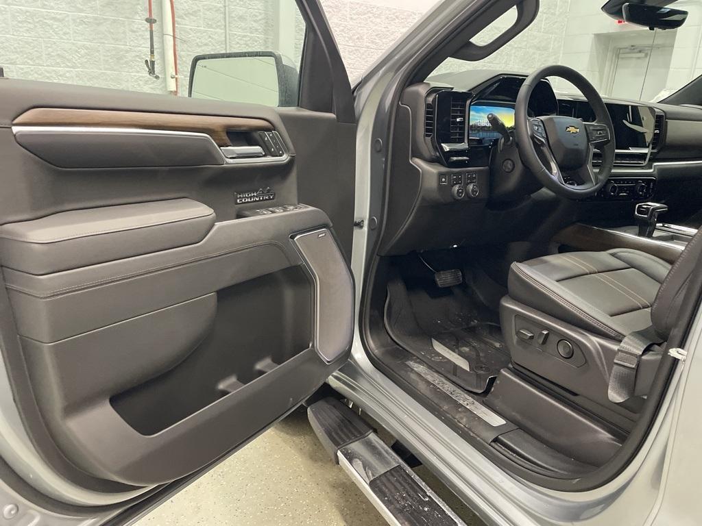 new 2025 Chevrolet Silverado 1500 car, priced at $65,995