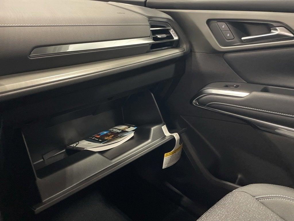 new 2025 Chevrolet Traverse car, priced at $41,999