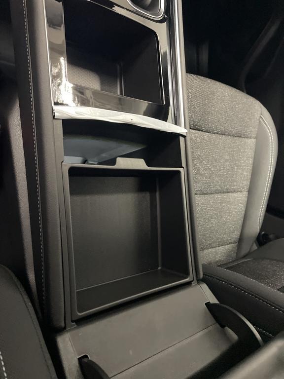 new 2025 Chevrolet Traverse car, priced at $42,295