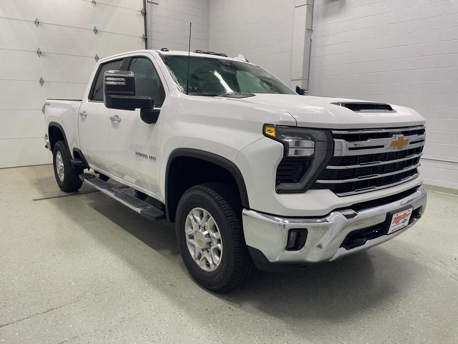 new 2025 Chevrolet Silverado 3500 car, priced at $62,700