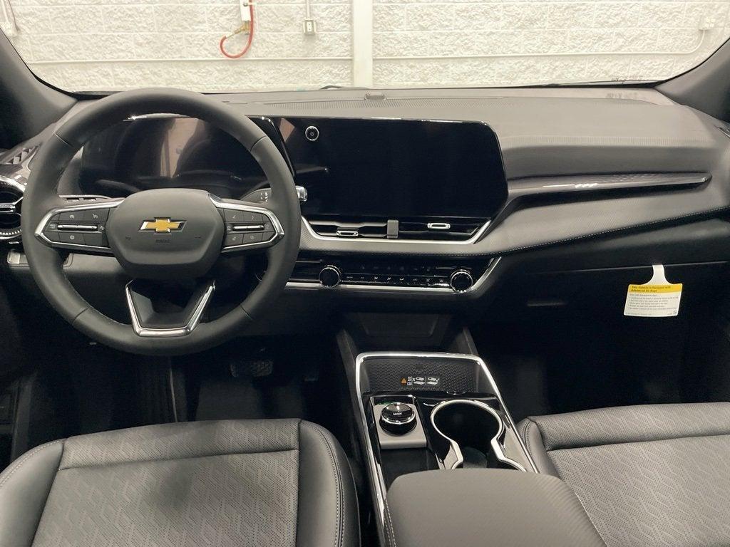 new 2026 Chevrolet Equinox car, priced at $32,090