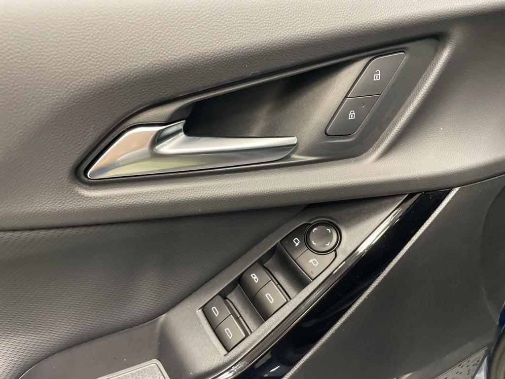 new 2026 Chevrolet Equinox car, priced at $34,099