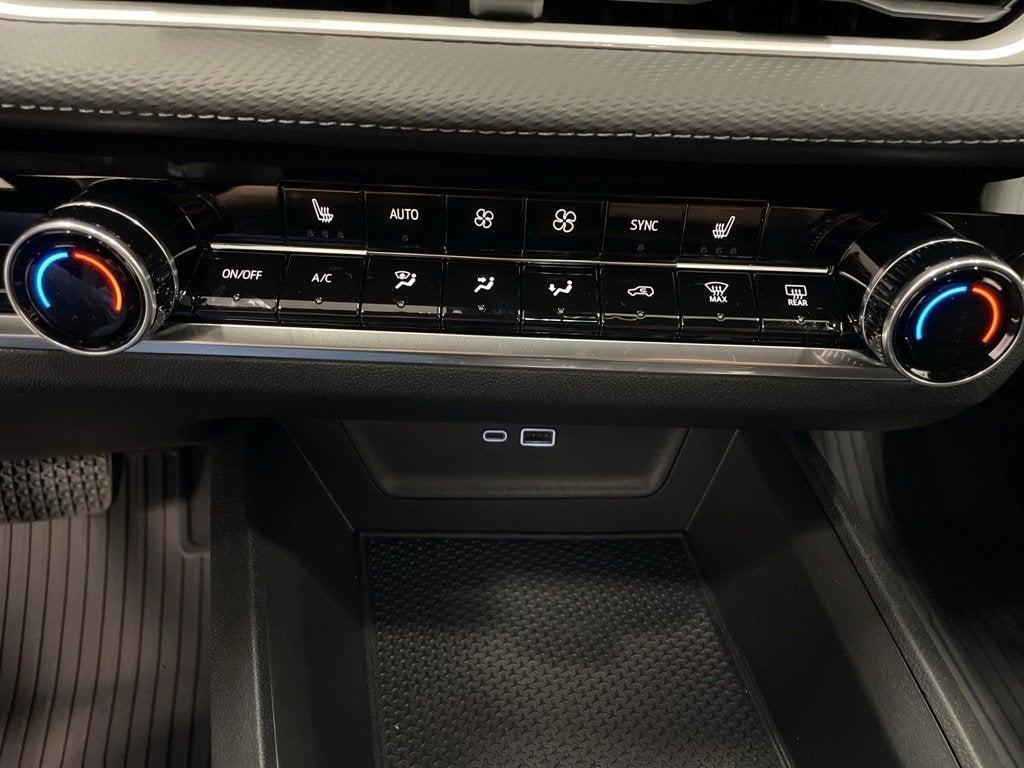 new 2026 Chevrolet Equinox car, priced at $34,099