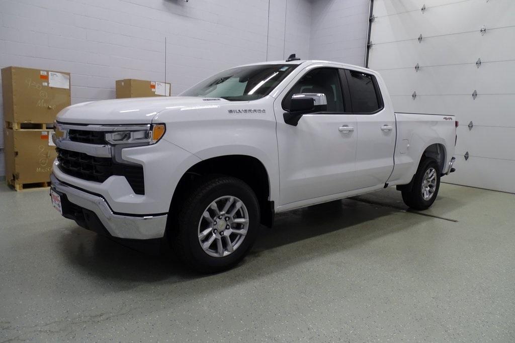 new 2025 Chevrolet Silverado 1500 car, priced at $45,995