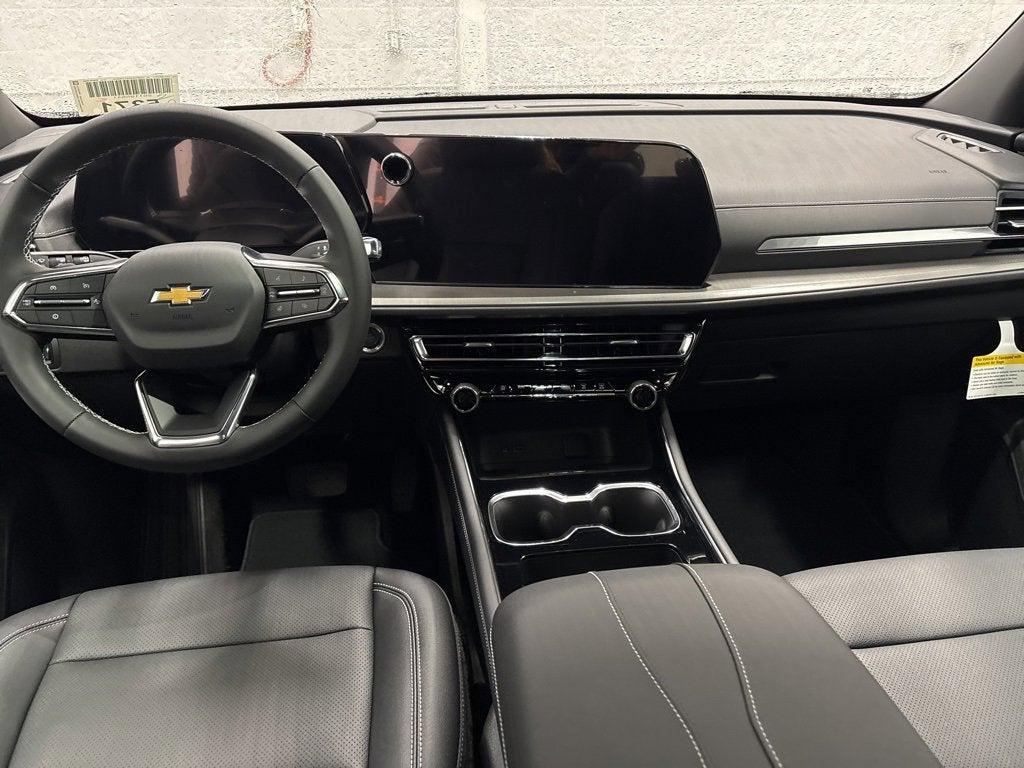 new 2026 Chevrolet Traverse car, priced at $43,920